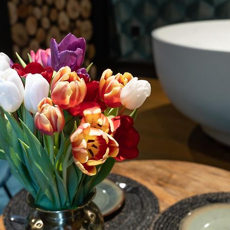 De Luxe Bed &Wellness Villa 's-Hertogenbosch  Eksteriør billede