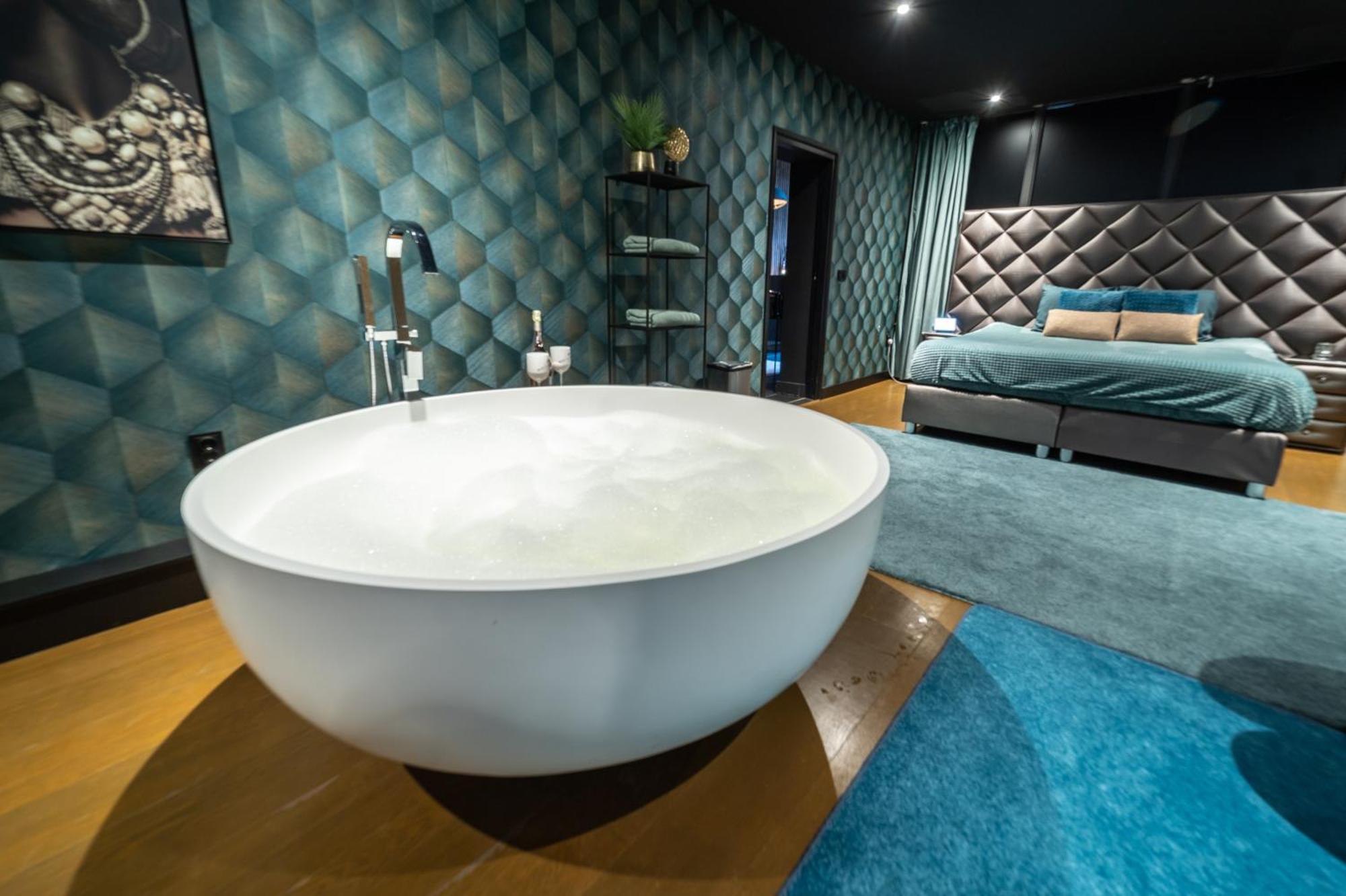 De Luxe Bed &Wellness Villa 's-Hertogenbosch  Eksteriør billede