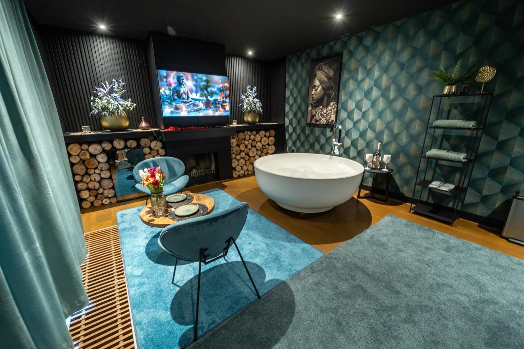 De Luxe Bed &Wellness Villa 's-Hertogenbosch  Eksteriør billede
